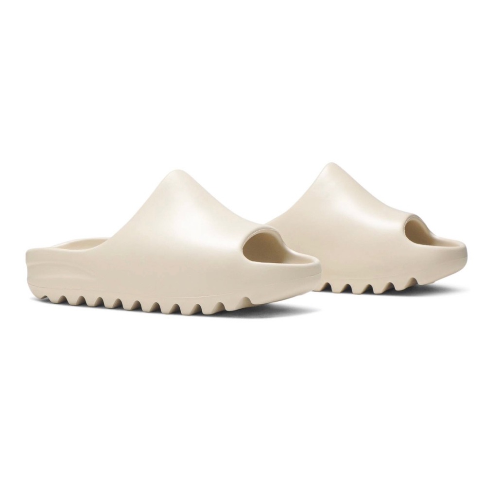 Yeezy Slides Kids 'Bone'